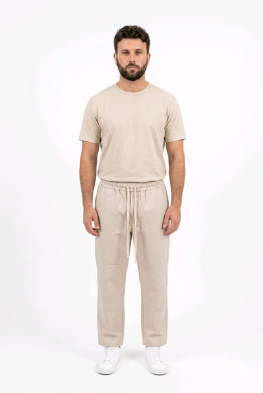 Beige Pantalacci Hose Made in Italy – Seitenansicht, leichter italienischer Schnitt | GMILANO Fashion Basel
