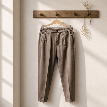 Cino Hose Taupe Detailansicht – Stretchhose in Taupe, Made in Italy | GMILANO Basel